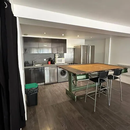 Constance 1 - Spacieux Duplex Avec Jardin * Αντίμπ