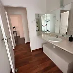Constance 1 - Spacieux Duplex Avec Jardin * Antibes